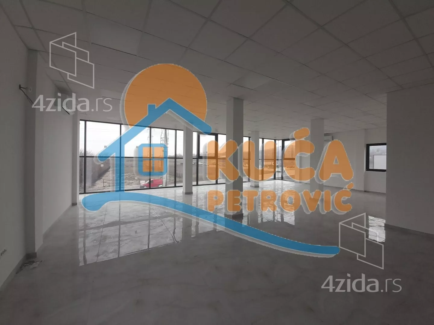 Lokal | 4zida