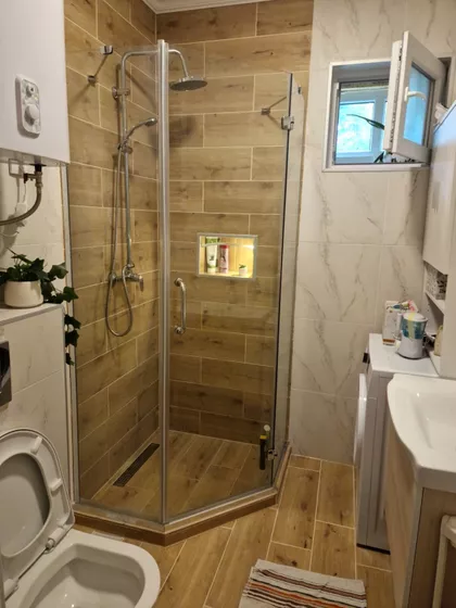 Šenoina 24A | 4zida.rs