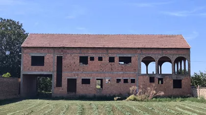 Samoš | 4zida.rs