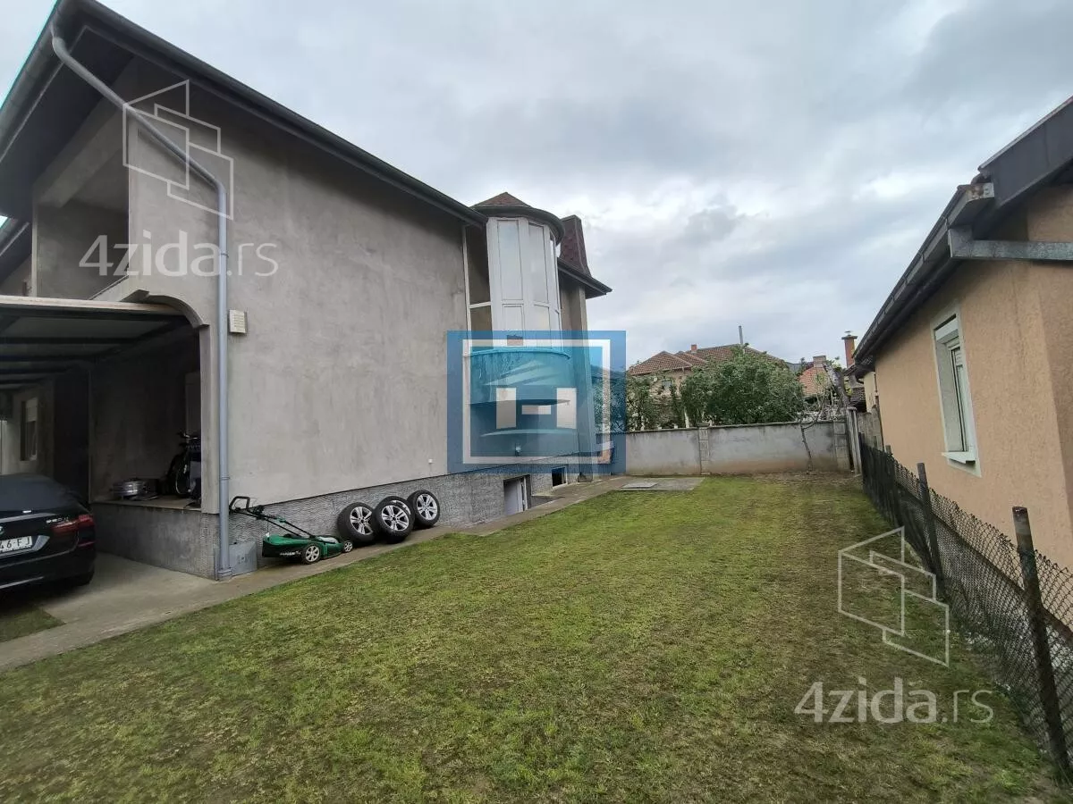 Kuća | 4zida
