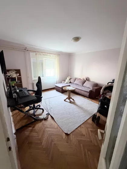 Sarajevska | 4zida.rs