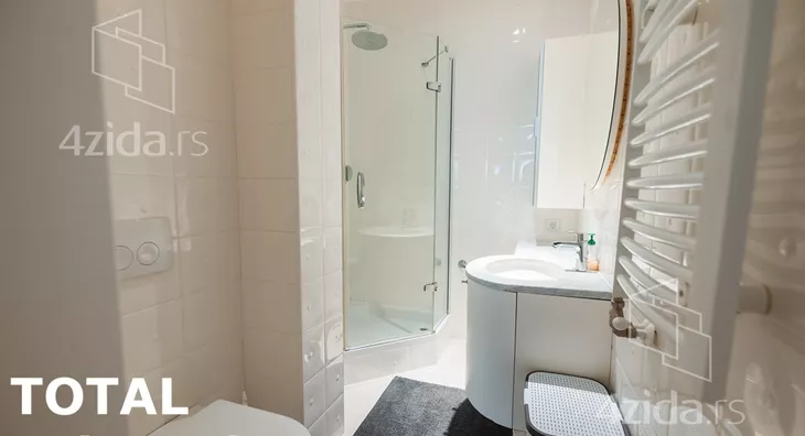 Šestosoban stan | 4zida