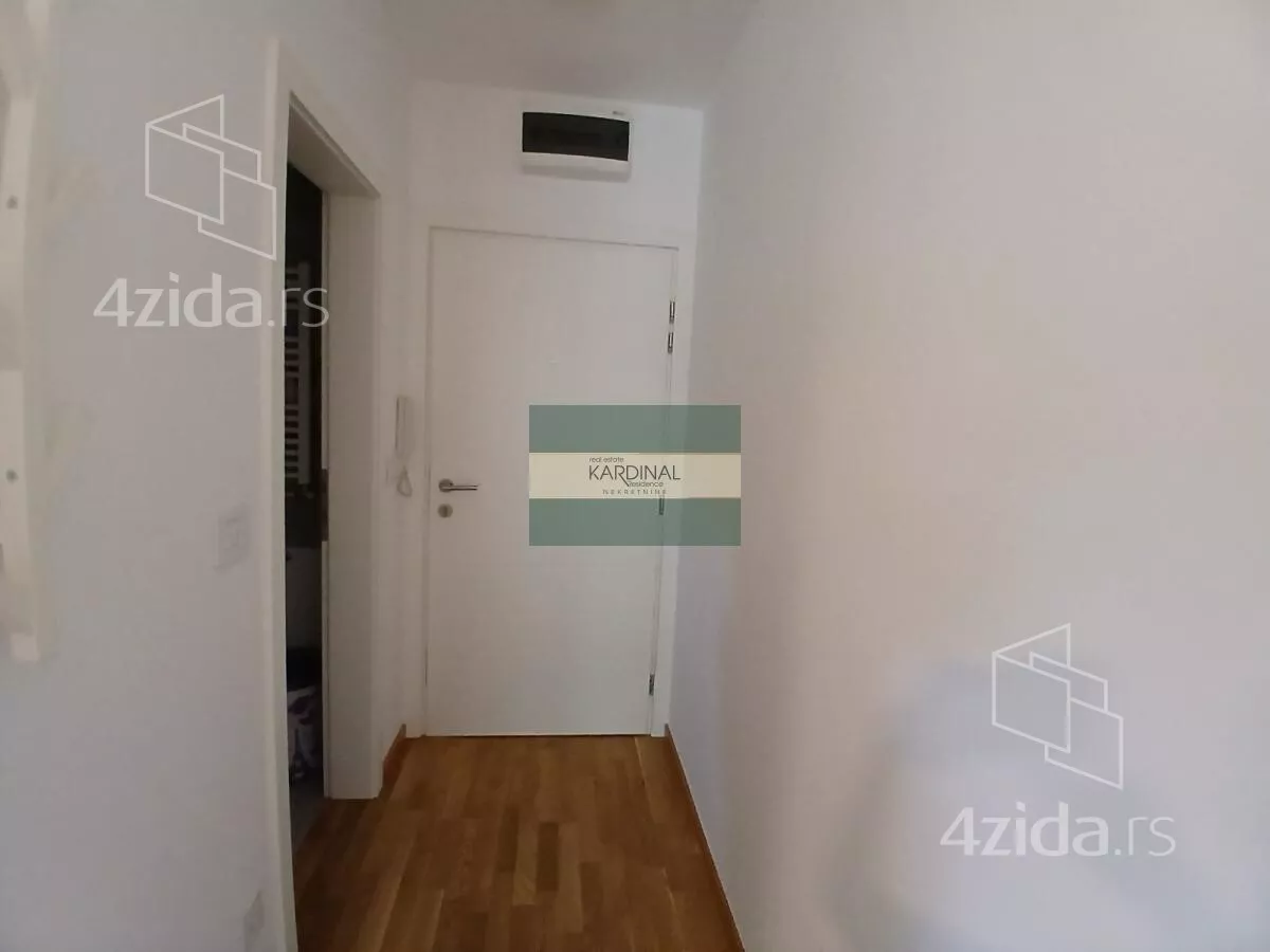 Garsonjera | 4zida