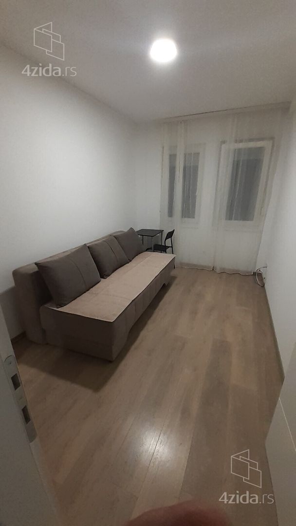 Stan – Beograd - Više