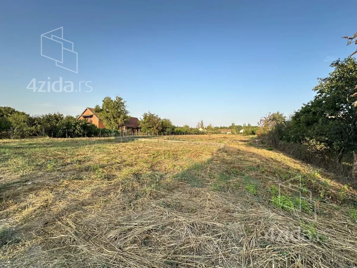 Plac | 4zida