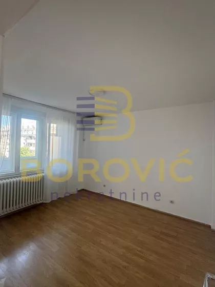 Botanička Bašta | 4zida.rs