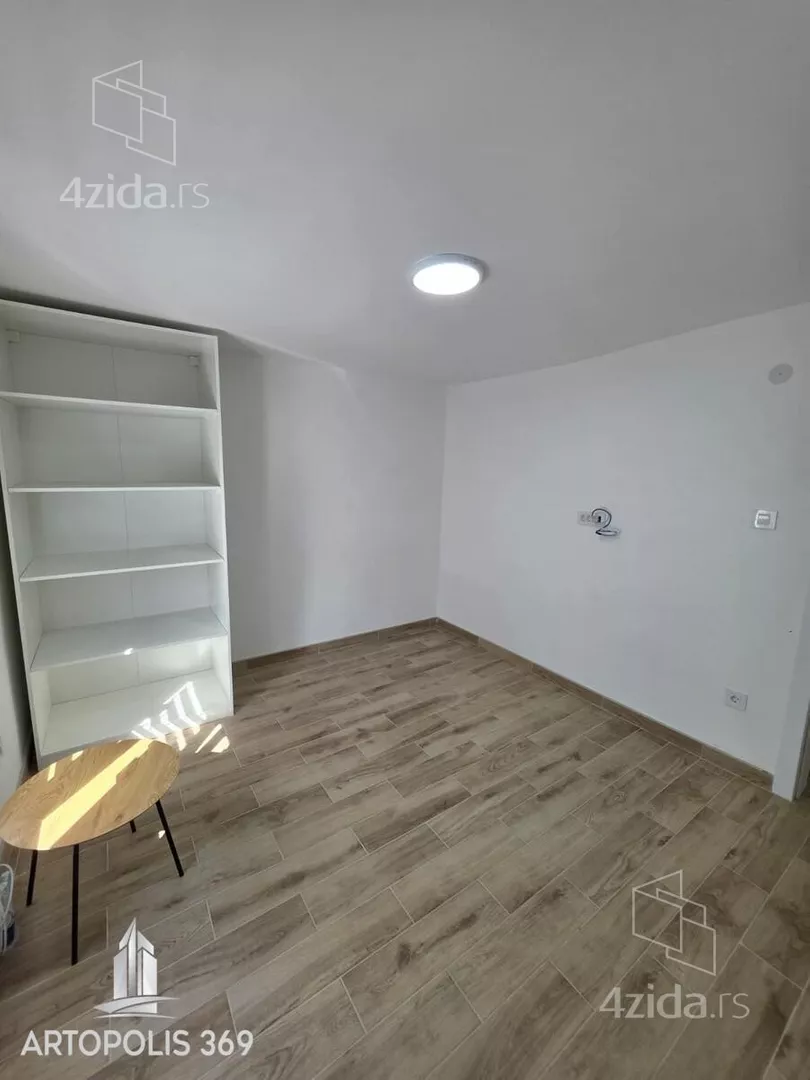 Kancelarija | 4zida