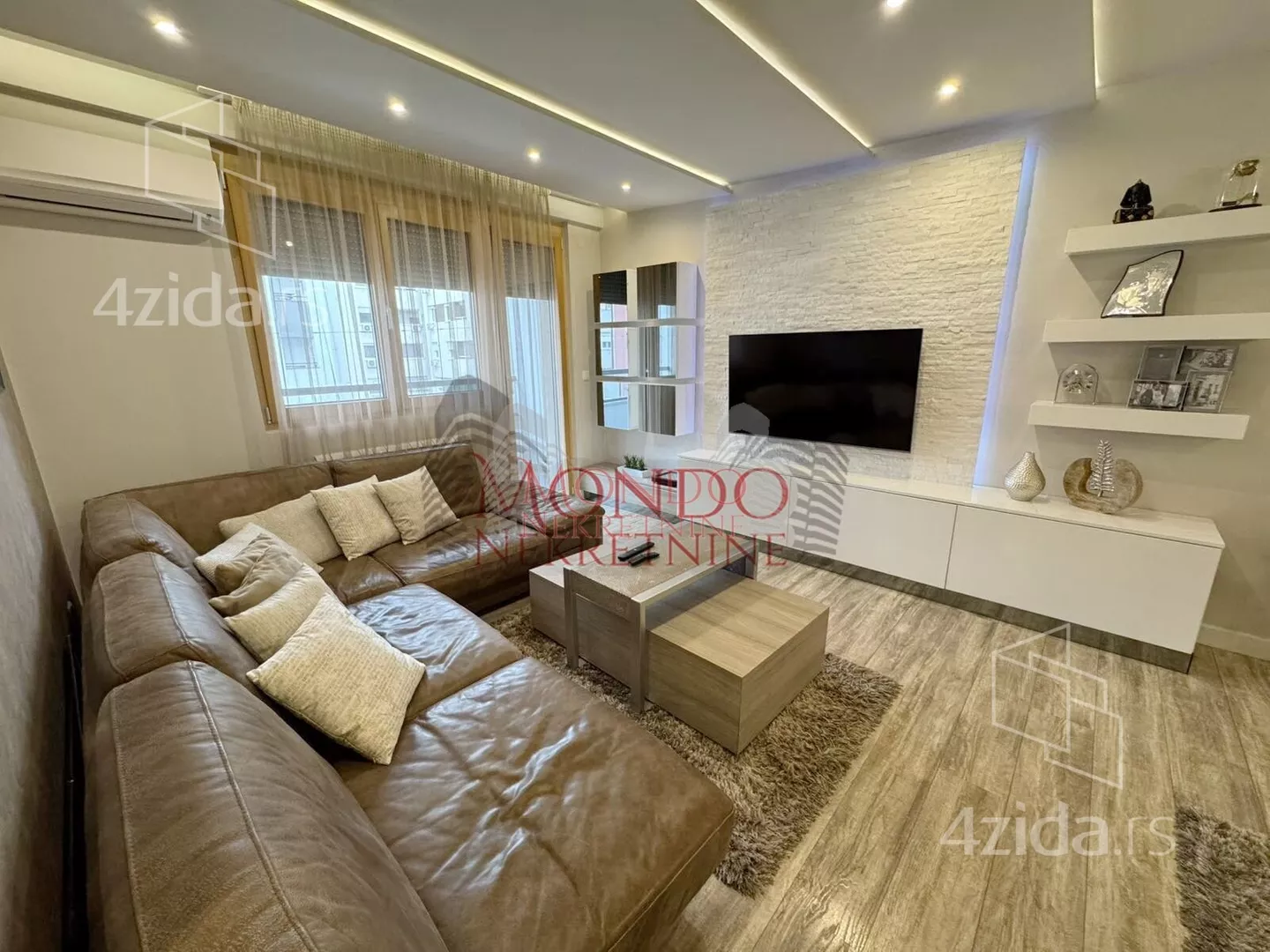 Dvoiposoban stan | 4zida