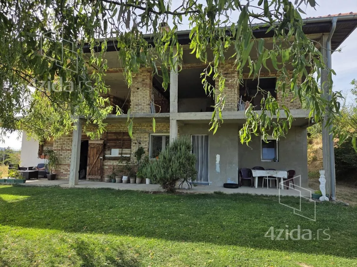 Kuća | 4zida