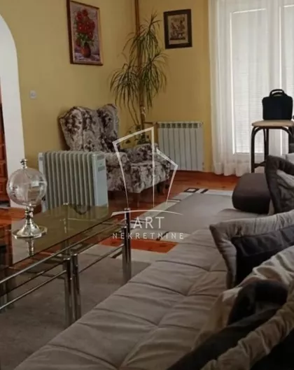 Kneza Žike Mihajlovića | 4zida.rs