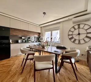 Studentski Trg, Stari Grad opština, Beograd, 7.0 stan | 4zida.rs