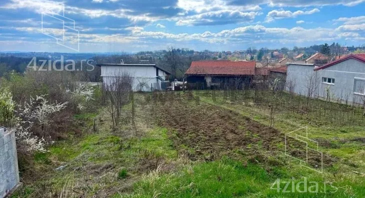 Građevinsko zemljište | 4zida