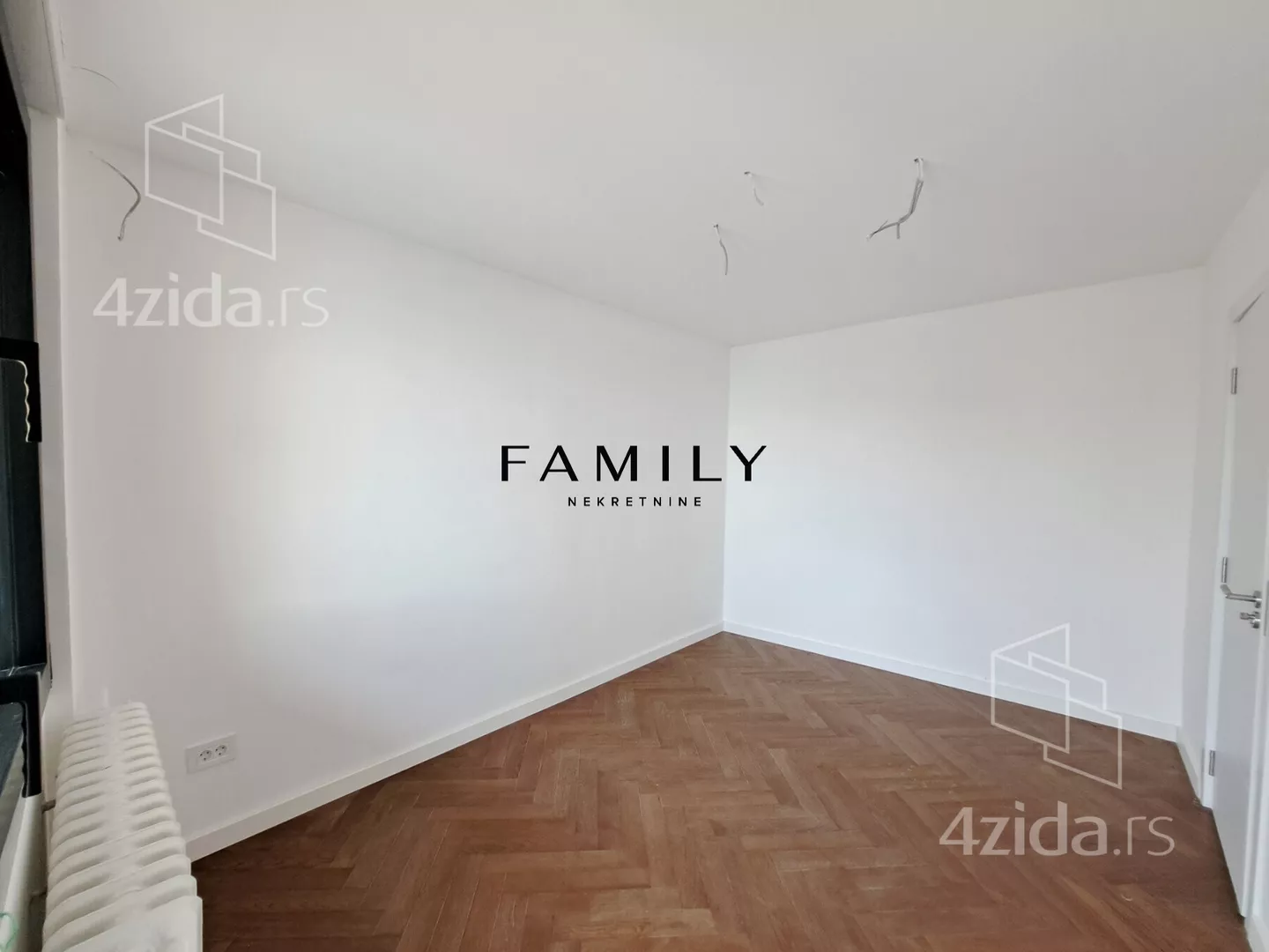 Četvoroiposoban stan | 4zida