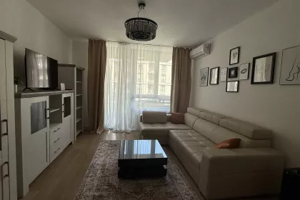 Luke Ćelovića Trebinjca bb | 4zida.rs