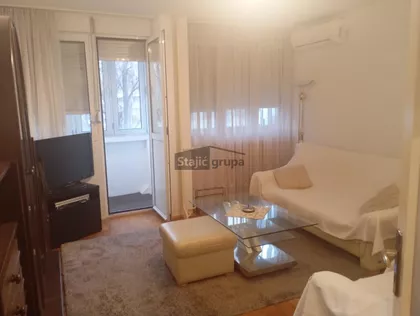 Studentska | 4zida.rs