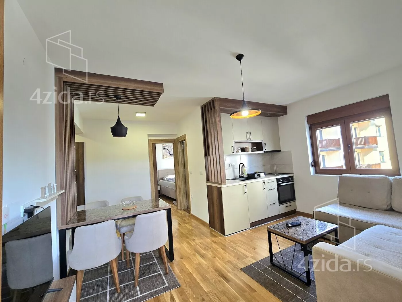 Jednoiposoban stan | 4zida