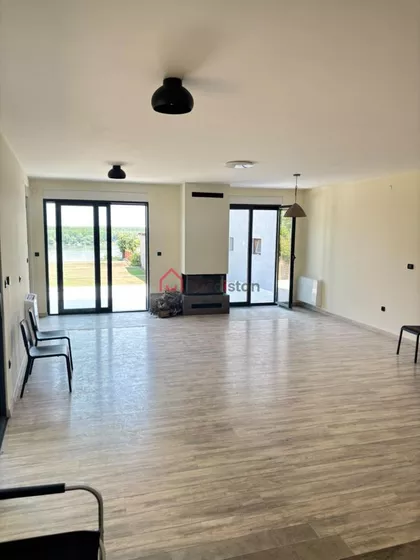Pregrevica | 4zida.rs