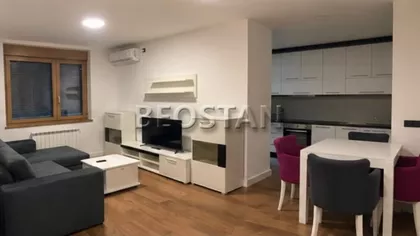Brace Radovanovica | 4zida.rs