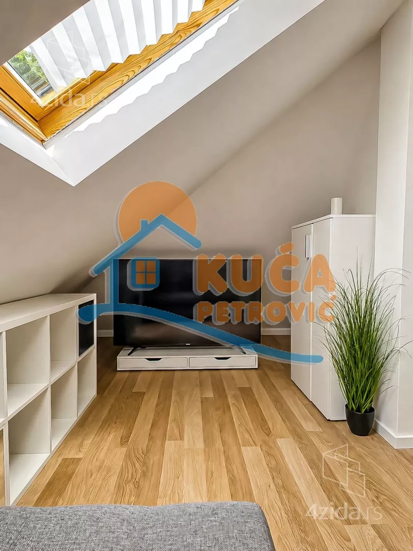 Garsonjera | 4zida