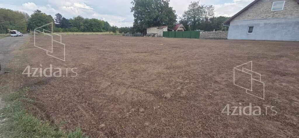 Građevinsko zemljište | 4zida