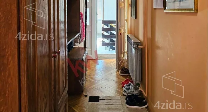 Turistički objekat | 4zida