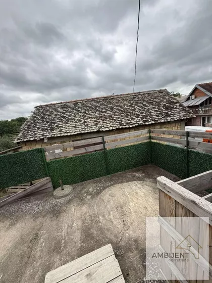 Novi Karlovci | 4zida.rs