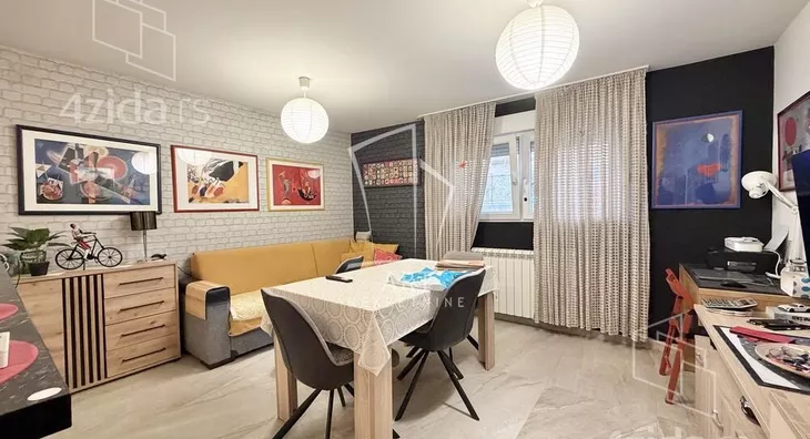 3-etažna kuća | 4zida