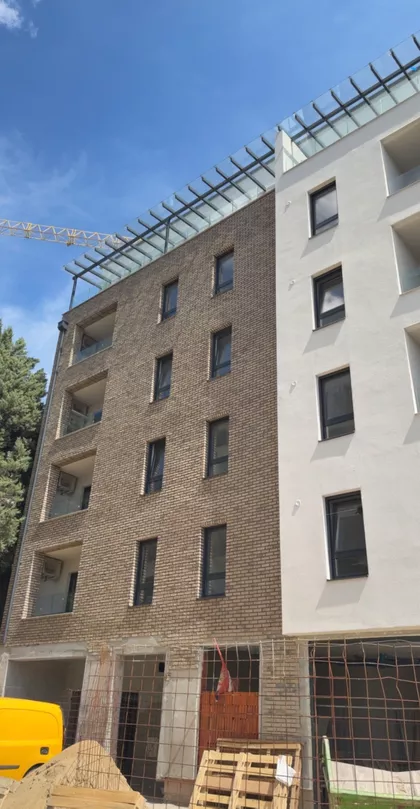 Stan na prodaju · 59 m² · Banovo Brdo, Čukarica opština, Beograd