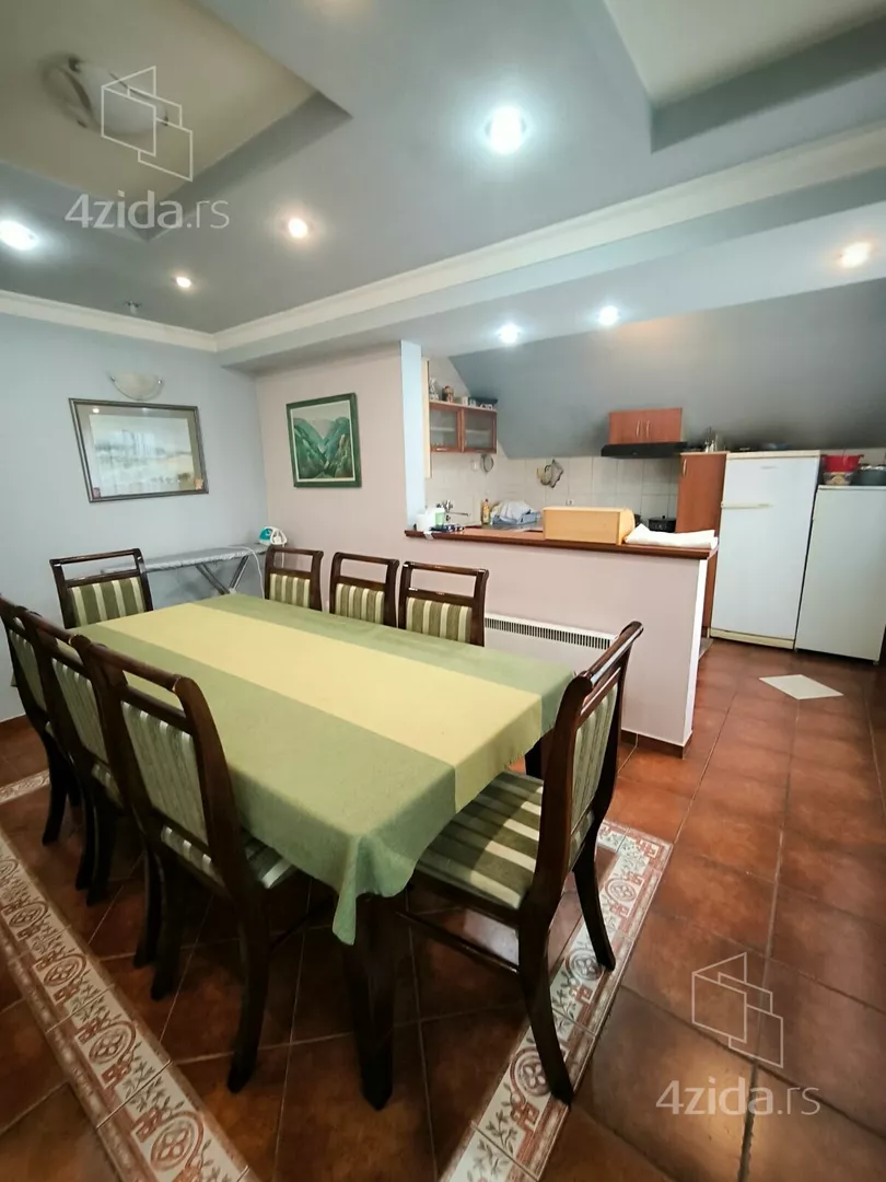 3-etažna kuća | 4zida