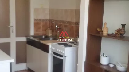 Bulevar Cara Lazara | 4zida.rs