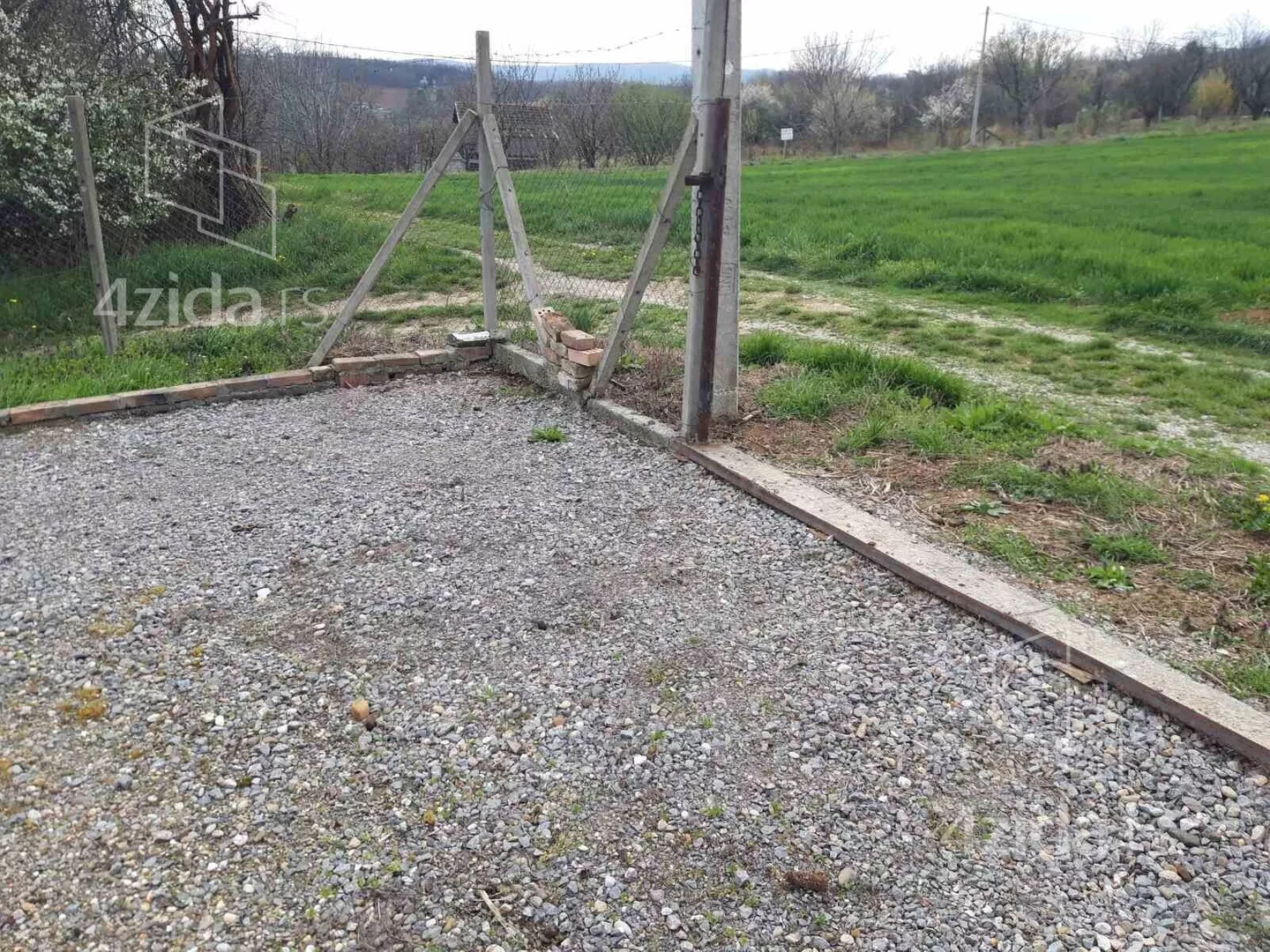 Građevinsko zemljište | 4zida