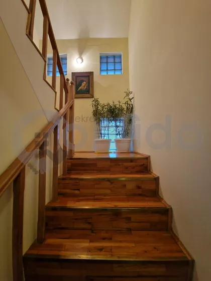 Ugrinovački put | 4zida.rs