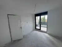 Šestosoban stan | 4zida
