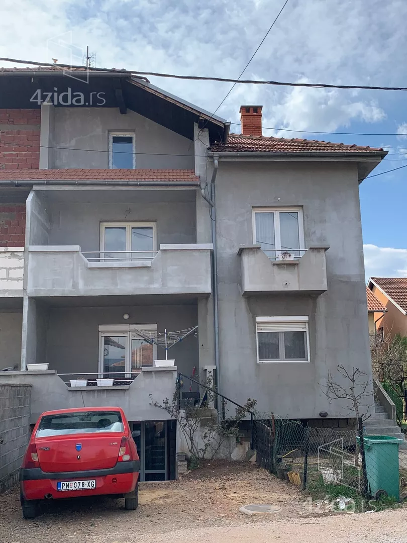 3-etažna kuća | 4zida