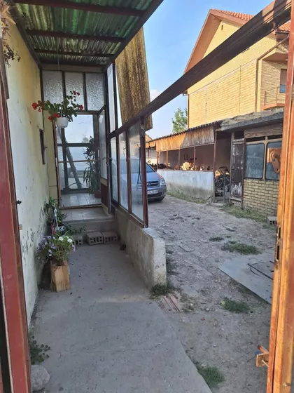 Nikole Tesle 40 | 4zida.rs