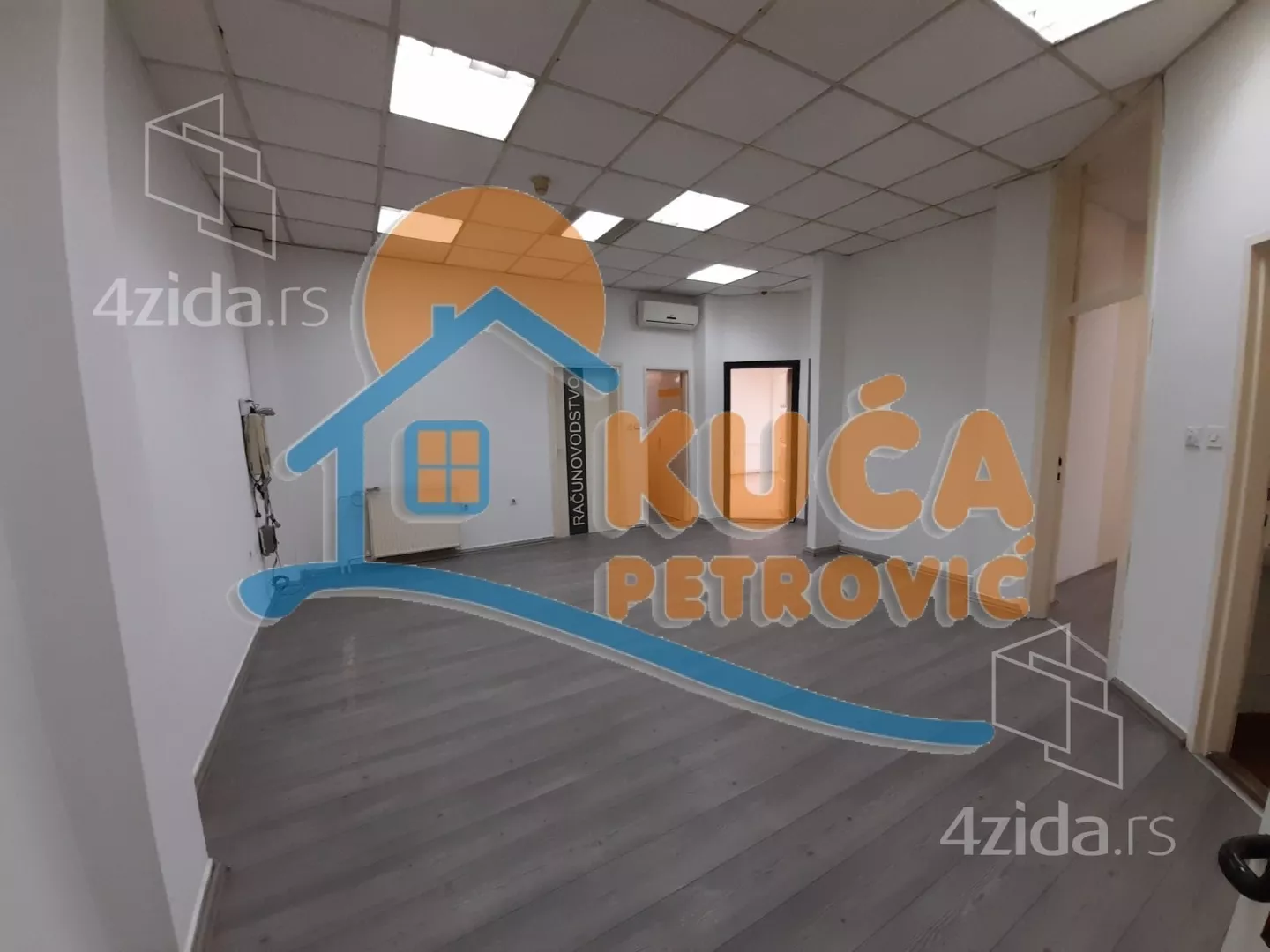 Lokal | 4zida