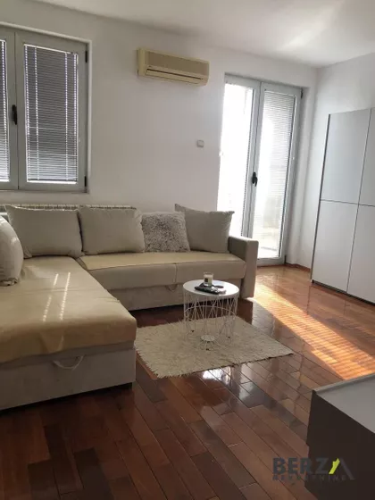 Bulevar Oslobođenja | 4zida.rs