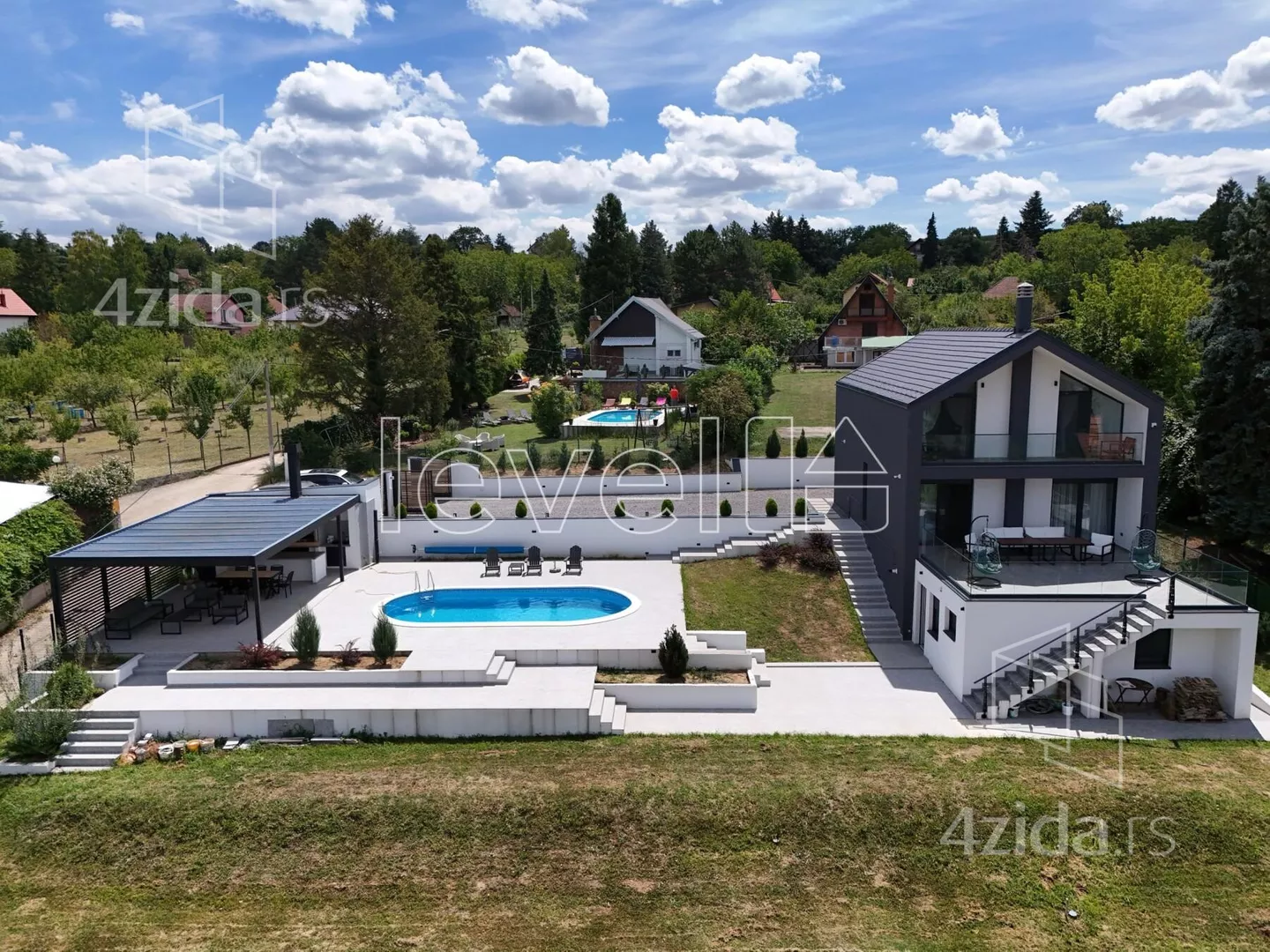 Kuća | 4zida