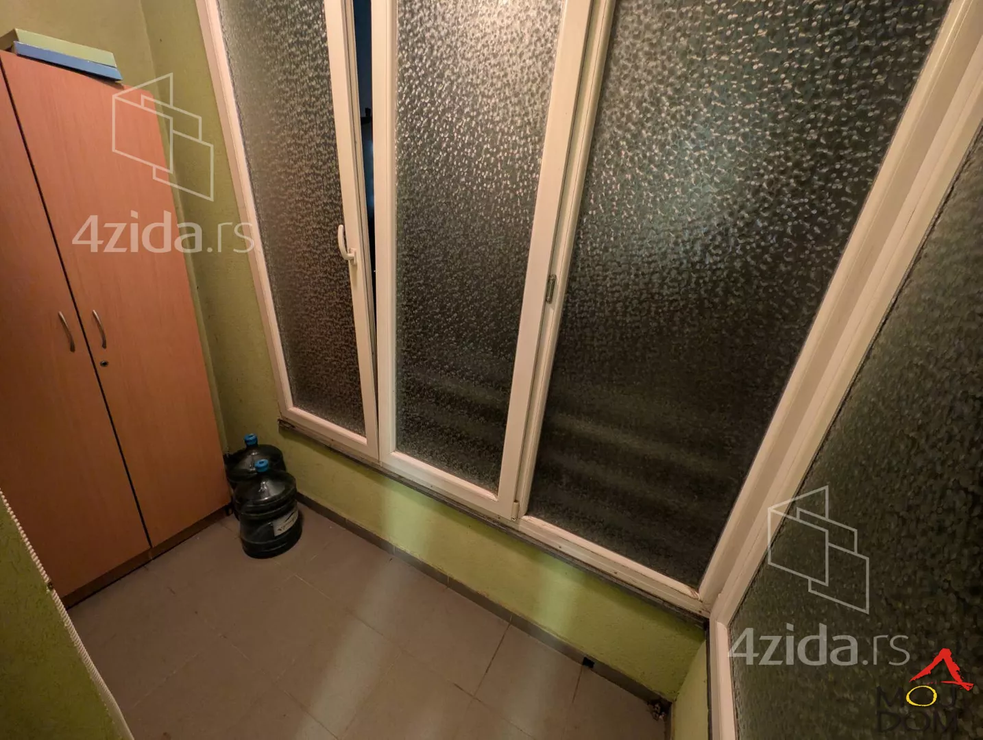 Šestosoban stan | 4zida