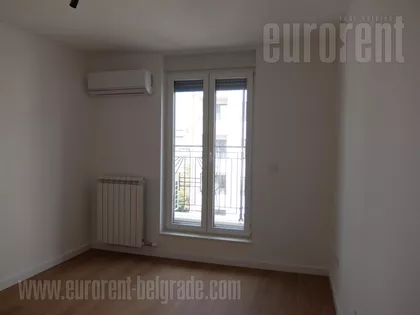 DUŠANOVAC | 4zida.rs