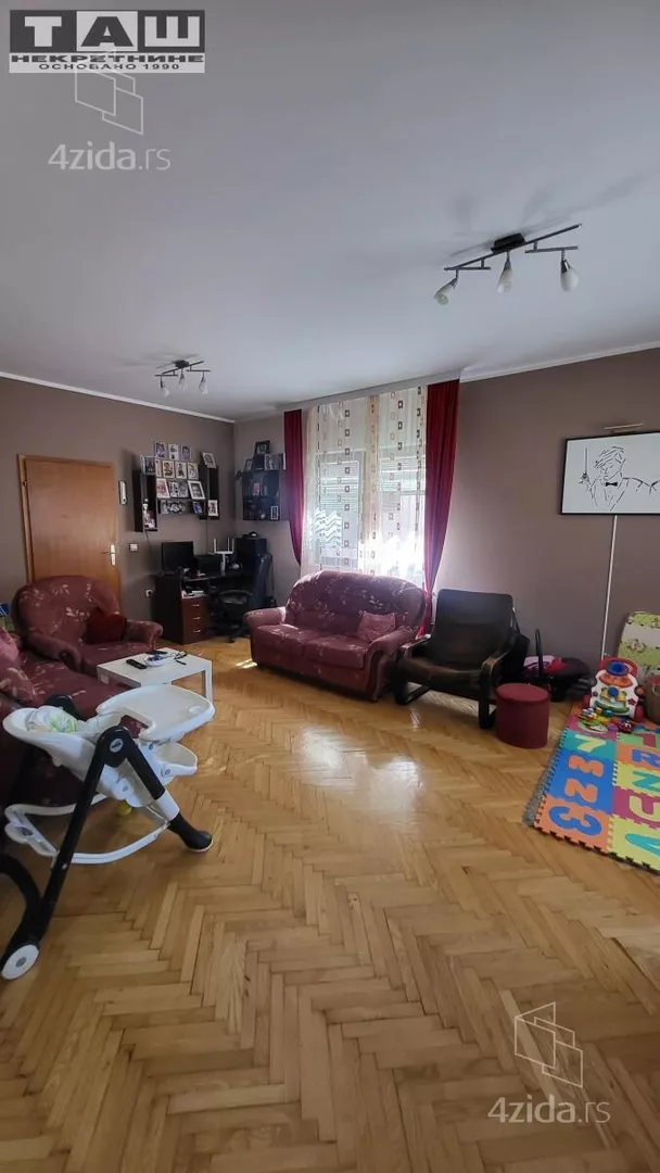 Kuća | 4zida
