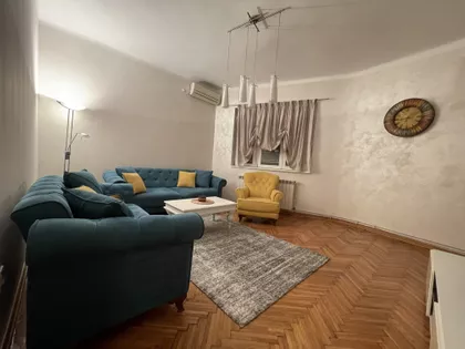 Dobrinovićeva 1 | 4zida.rs