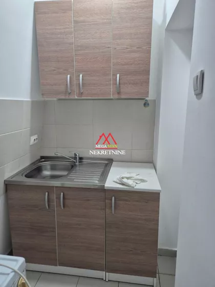 Episkopa Visariona | 4zida.rs