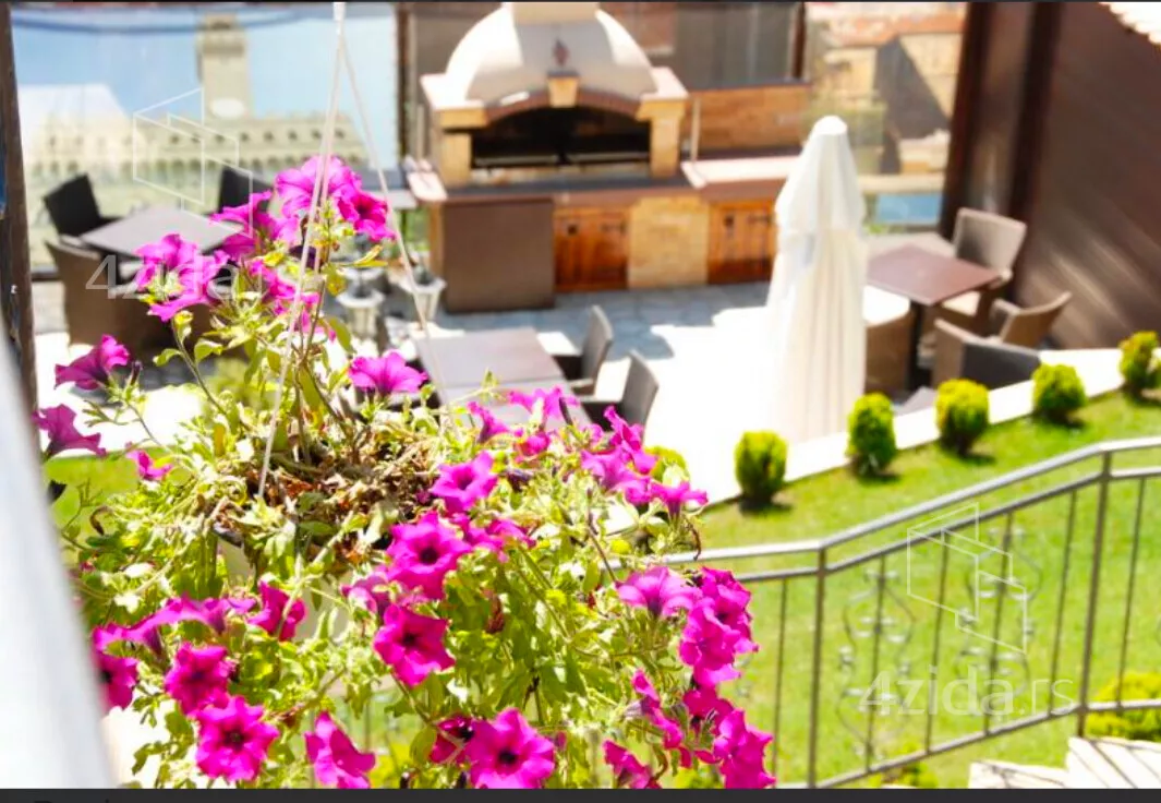 Ugostiteljski objekat | 4zida