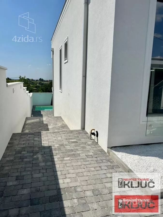 Kuća | 4zida