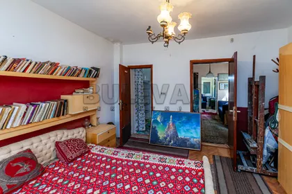 Ivana Milutinovića | 4zida.rs