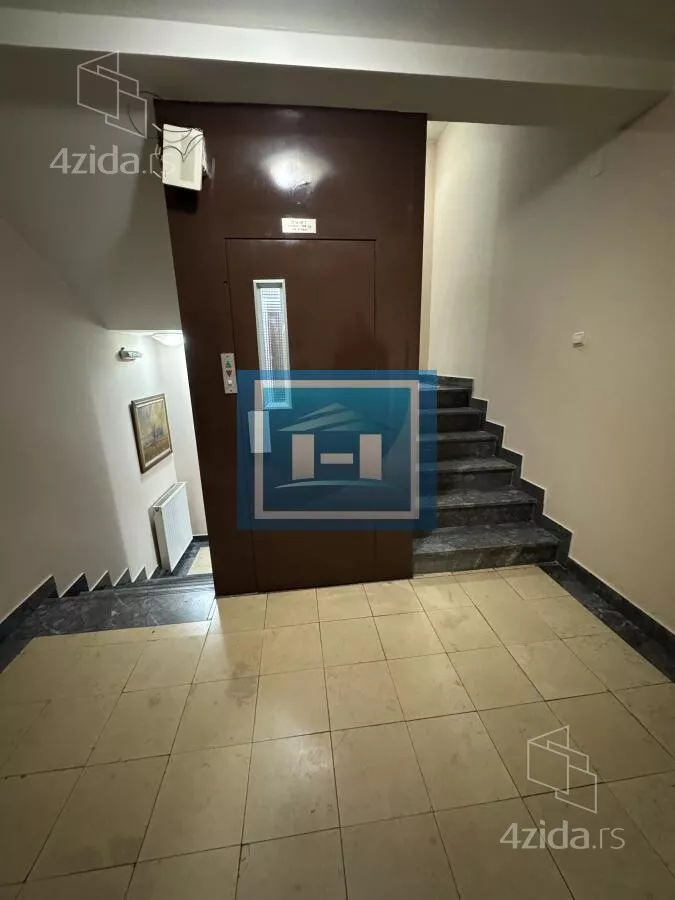 Ugostiteljski objekat | 4zida