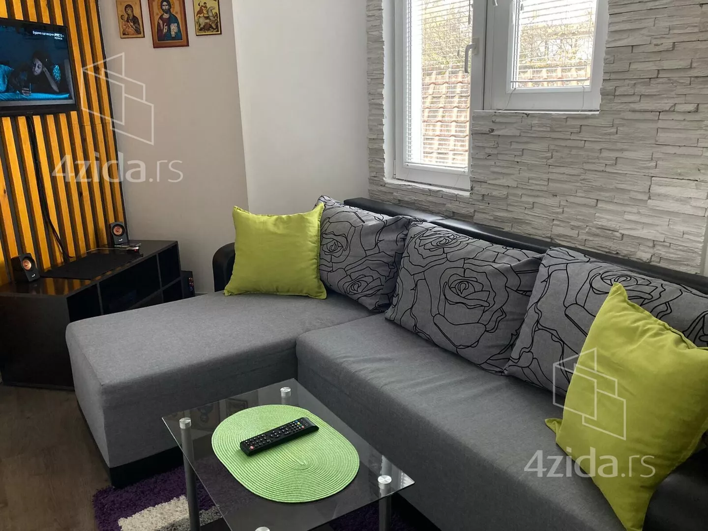 Jednoiposoban stan | 4zida