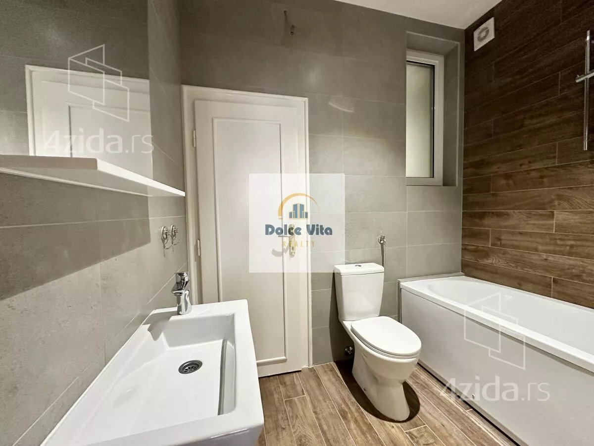 Petosoban stan | 4zida