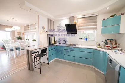 Petrovaradin | 4zida.rs